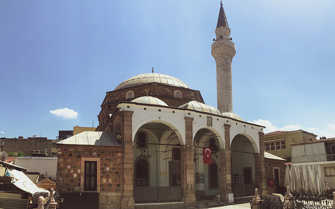 İzmir'de gezilecek kutsal mekanlar nelerdir? İzmir merkezde hangi kutsal mekanlar var? - Resim : 3